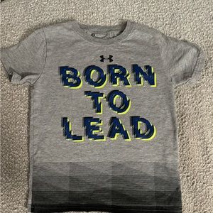 Boys Underarmour T-shirt size 5